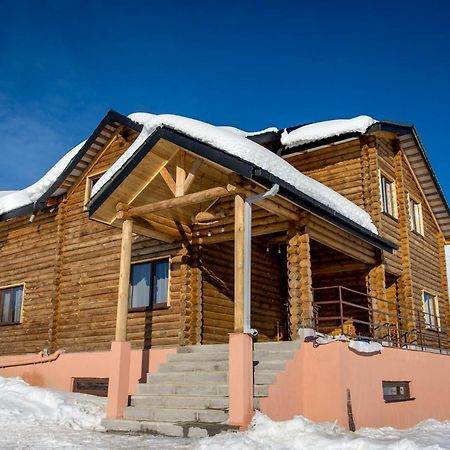 Snow Time Eco Chalet Gudauri Exteriér fotografie